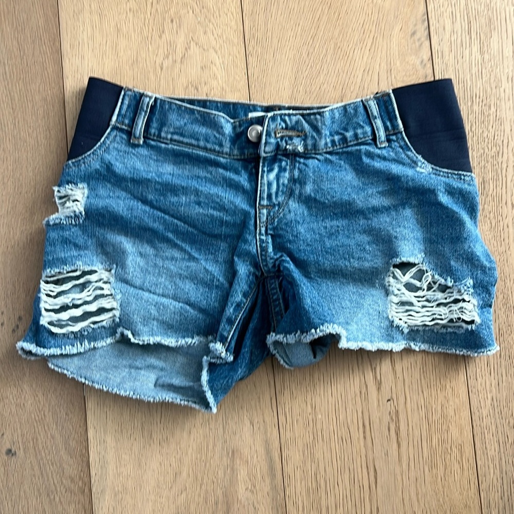 DL1961 Karlie Maternity Shorts - Size 26